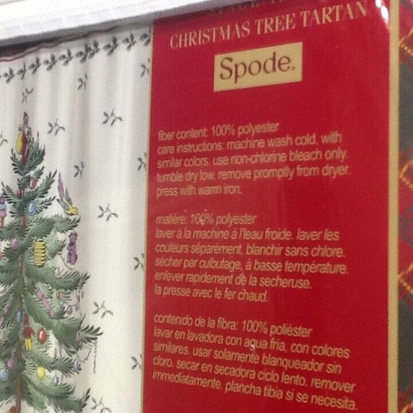 brand new Spode Whimsical Christmas Tree 72 inch x 72 inch Shower Curtain - Picture 9 of 9